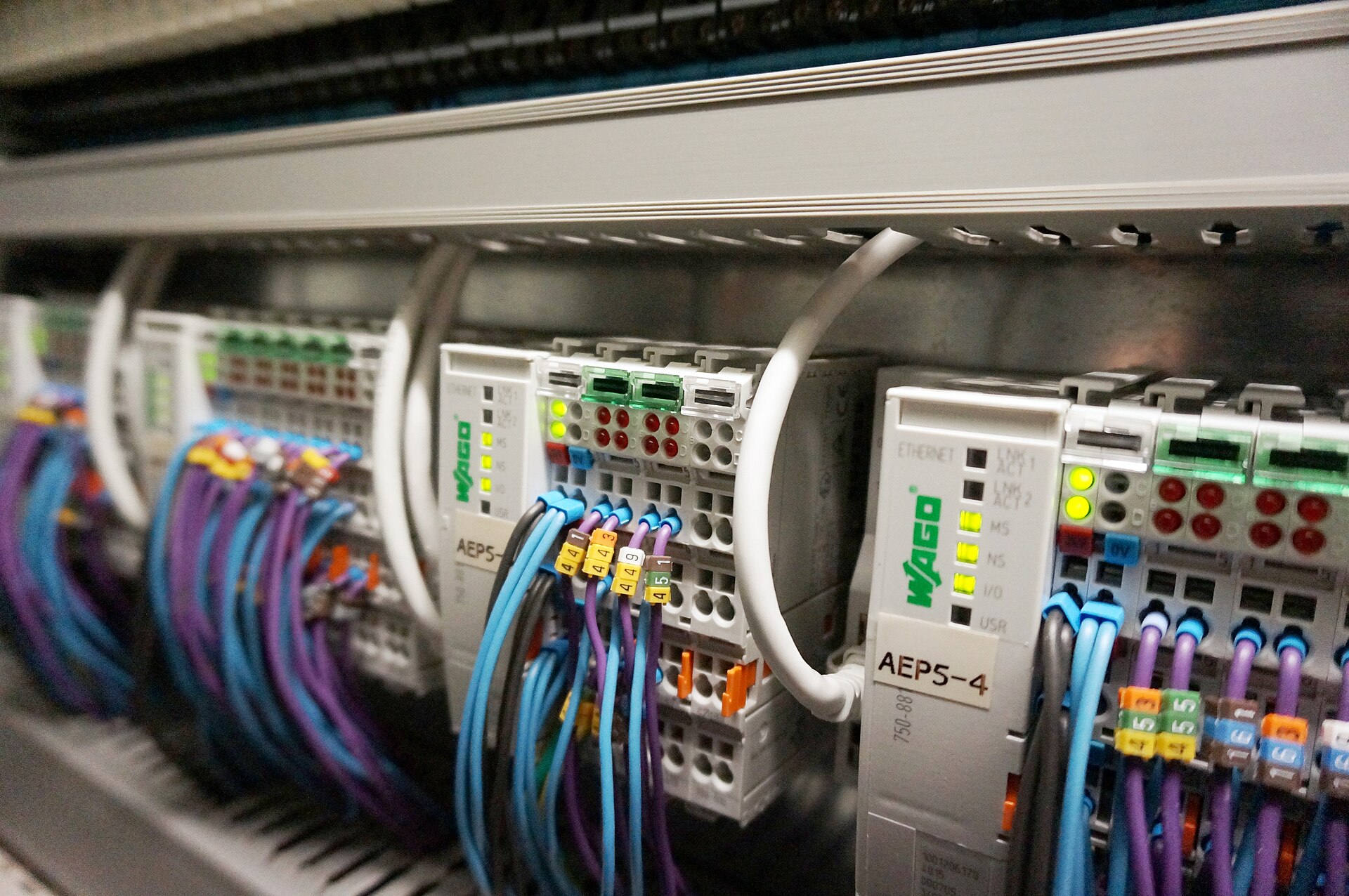 Réparation pour automates programmables industriels